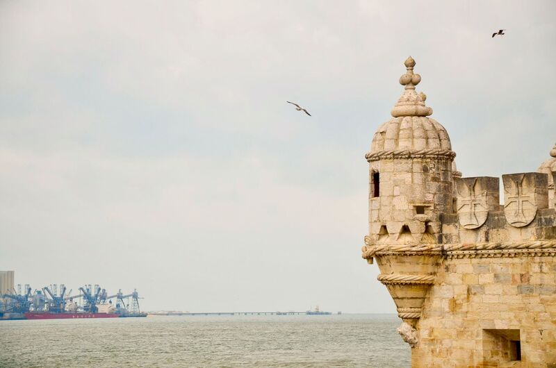 Vista da zona ribeirinha de Belém em Lisboa junto ao rio Tejo