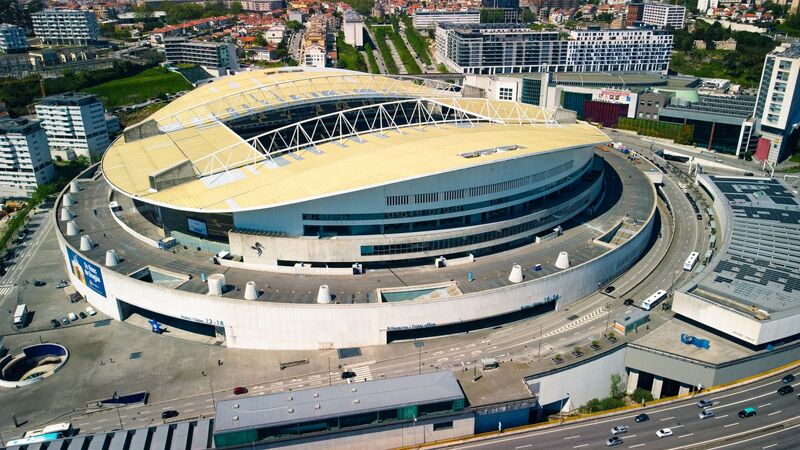 Estádio da Luz do SL Benfica em Lisboa, ponto de referência do bairro