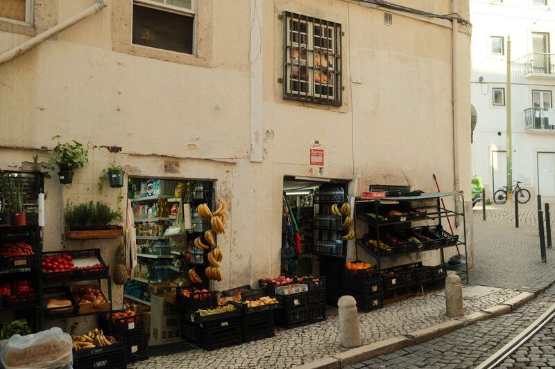 Comércio local de proximidade e lojas de bairro em Campo de Ourique, Lisboa